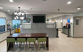 Comfort Suites Mobile-South Alabama University Area